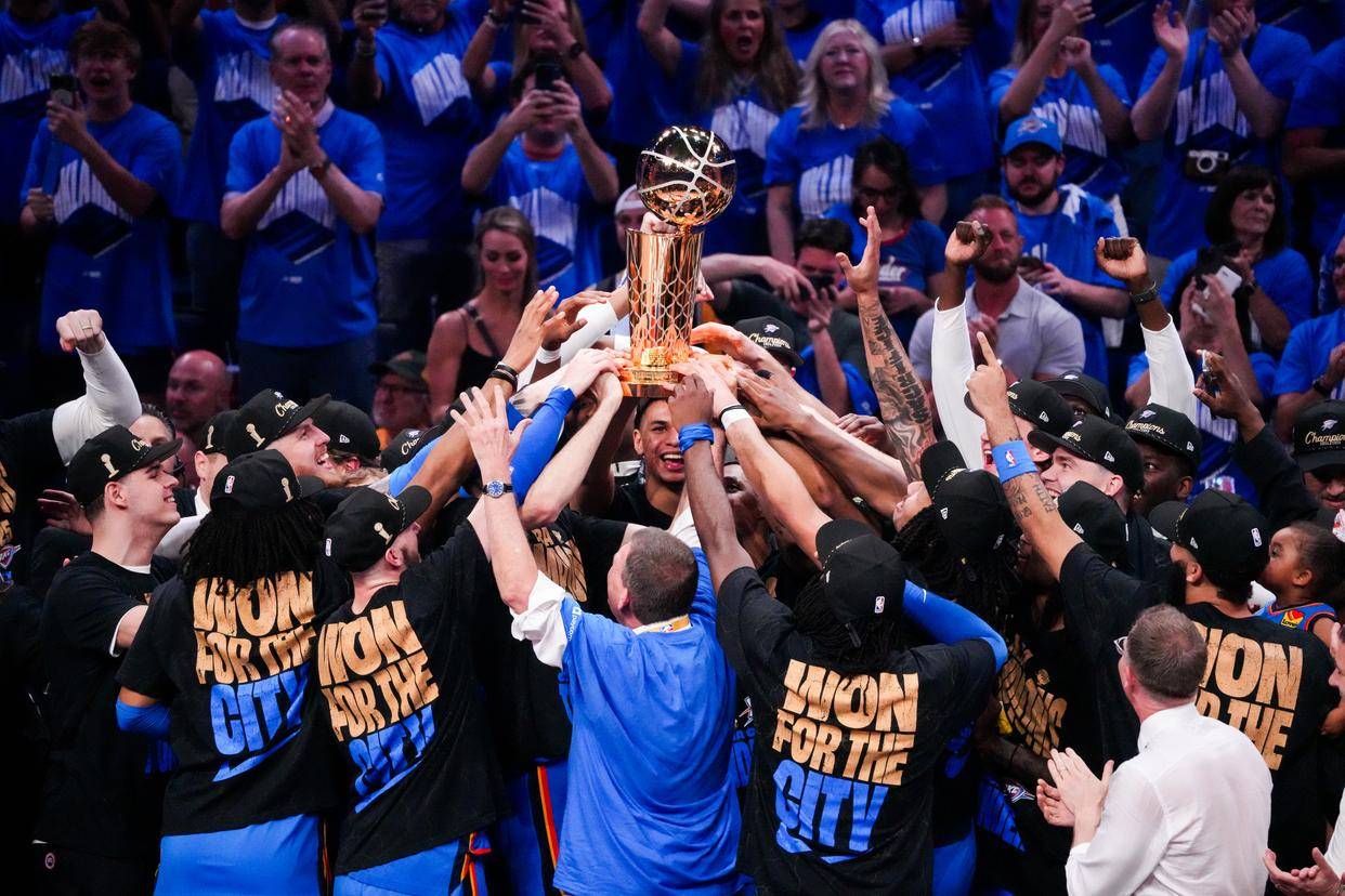 错失登顶！德泽尔比：难以接受比赛结果，我们本该赢球（与榜首失之交臂！德泽尔比：结果难以接受，我们本该带走胜利）