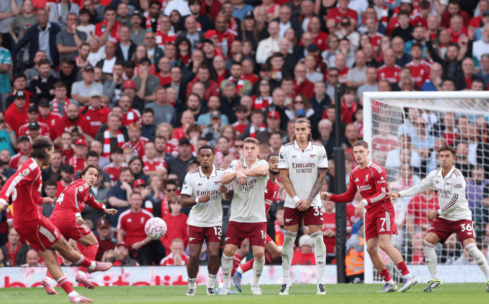 入不了安帅法眼，安东尼本赛季已贡献5球2助，仍未被安帅征召（本季5球2助仍未获征召，安东尼难入安帅法眼）