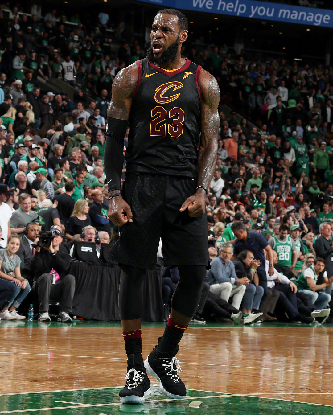 布斯克茨：职业生涯的终点越来越近，我想再多踢两场比赛（布斯克茨：生涯尾声将近，我还想再踢两场）