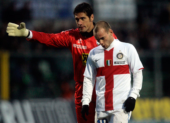 篮球勇士球星单场命中三分刷新纪录（勇士球星单场三分命中数刷新纪录）