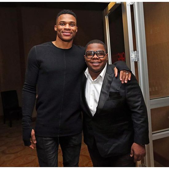 东体：河南球迷反思心态有点飘，俱乐部人士提到“大热必死”（东体：河南球迷自省心态有些浮，俱乐部人士称热门易翻车）