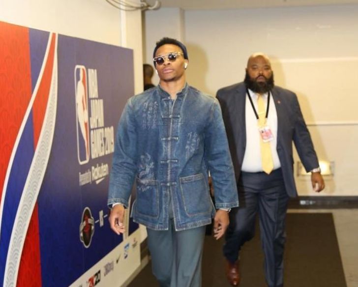 穆帅：我曾为麦克托米奈让博格巴坐板凳，曼联放走他是个大错（穆帅：曾为麦克托米奈让博格巴打替补，曼联放走他是重大失误）