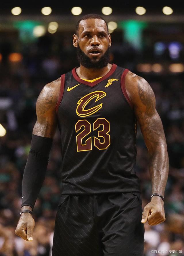 经纪人：那不勒斯今夏也有意博尼，但奥西利奥起了决定性作用（经纪人：今夏那不勒斯也曾追逐博尼，奥西利奥发挥关键作用）