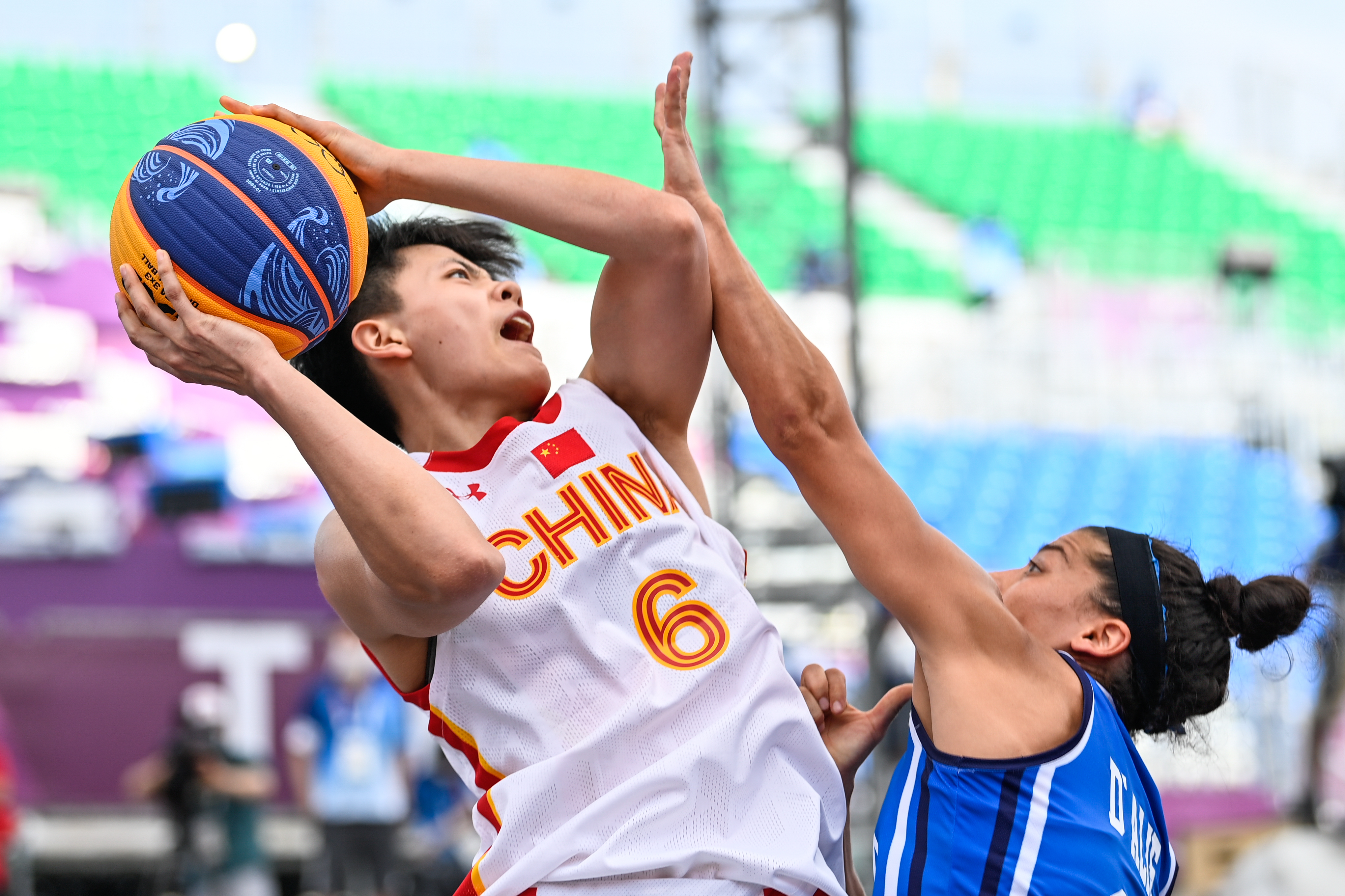 科尔：73胜那年赛季末我本想轮休主力，但追梦说他们想要记录（科尔谈73胜赛季末：我本想轮休主力，追梦坚持要冲击纪录）