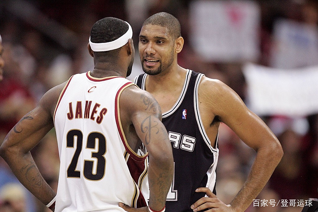 分道扬镳？萨拉赫与球队高层已达成重要一致，核心球员偏向支持斯洛特（共识达成！萨拉赫与高层步调一致，队内核心多倾向支持斯洛特）