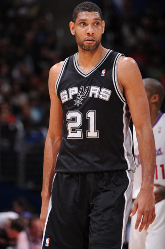 世欧预半场：阿克利乌什斩获国家队首球，法国3-1阿塞拜疆（世欧预半场战报：阿克利乌什收获国家队处子球，法国暂3-1领先阿塞拜疆）