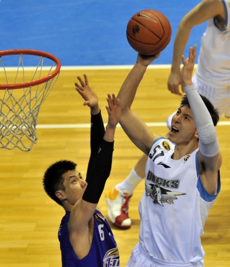 赵睿缺席首秀，北京首钢四战三败提前出局（赵睿首秀未出战，北京首钢四场仅一胜提前淘汰）