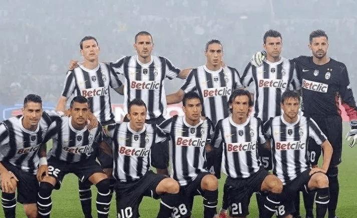 恩里克：对阵欧洲最强球队之一的拜仁肯定很精彩，我们有信心（恩里克：对阵欧洲顶尖劲旅拜仁必将精彩，我们充满信心）