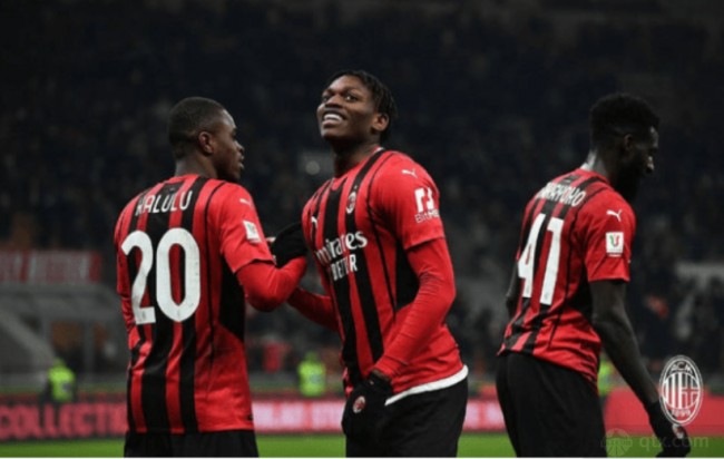 阿达尼：阿根廷并非世界杯夺冠最大热门；罗德里比佩德里重要（阿达尼：阿根廷不是世界杯最大热门，罗德里比佩德里更关键）