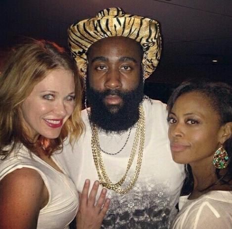 26场不败，德拉富恩特是带领西班牙连续不败场次第二长的主帅（率队26场不败，德拉富恩特位列西班牙主帅不败纪录第二）