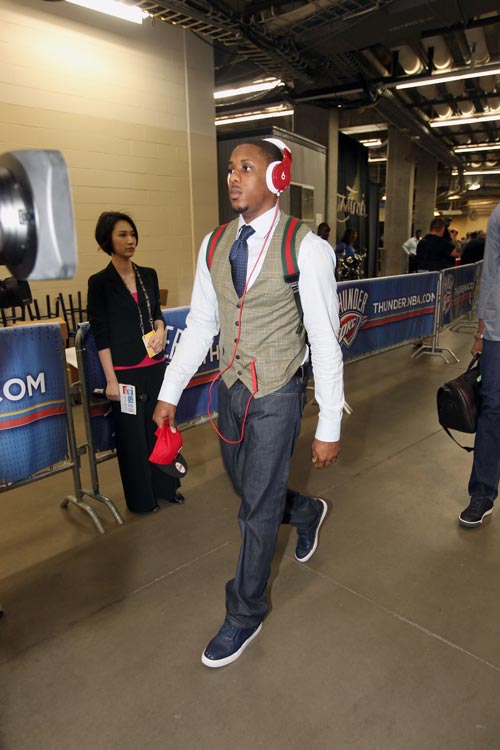 正义必胜：老八小真激辩梅西，小王老真翻案巴萨（正义当先：老八小真激辩梅西，小王老真为巴萨正名）